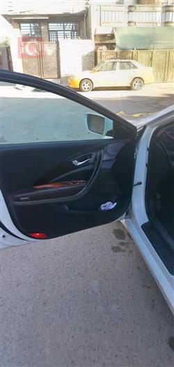 هیوندای ازێرا